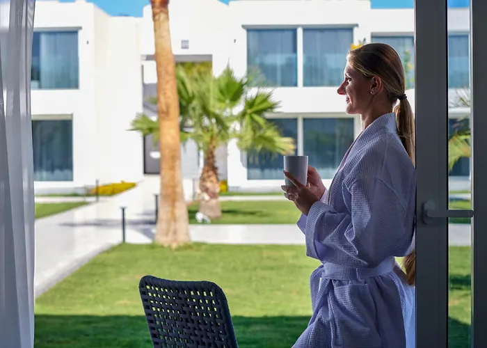 Maritim Jolie Ville Resort & Casino